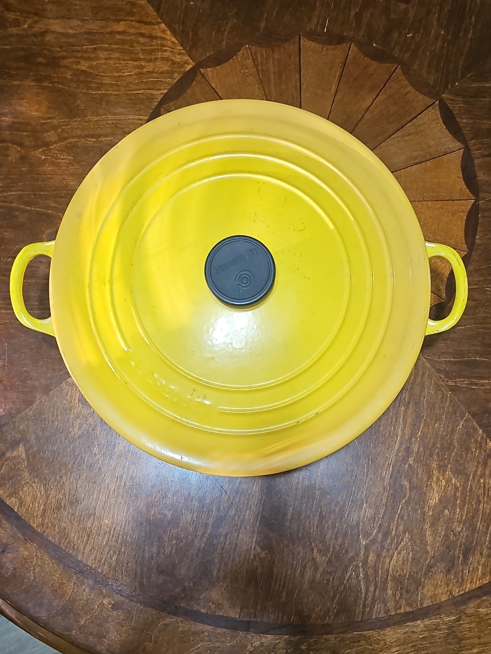 Le Creuset 12" Yellow Enamel Round Dutch Oven with Lid